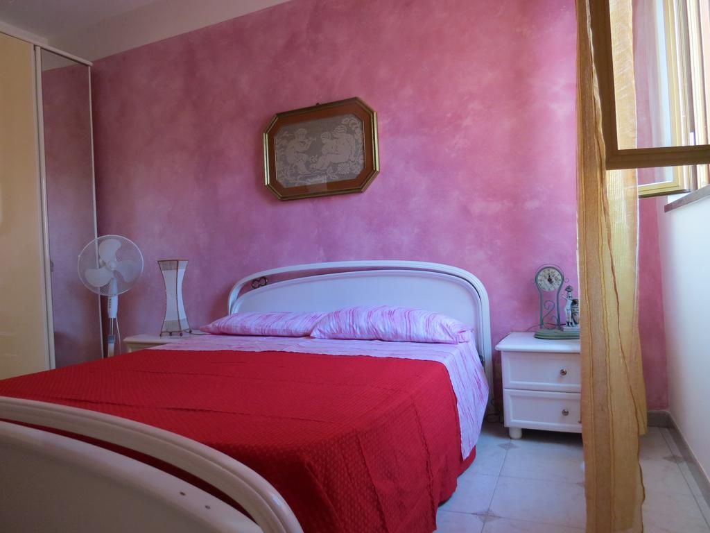 Appartamento Maria Giovanna Giardini-Naxos Zimmer foto