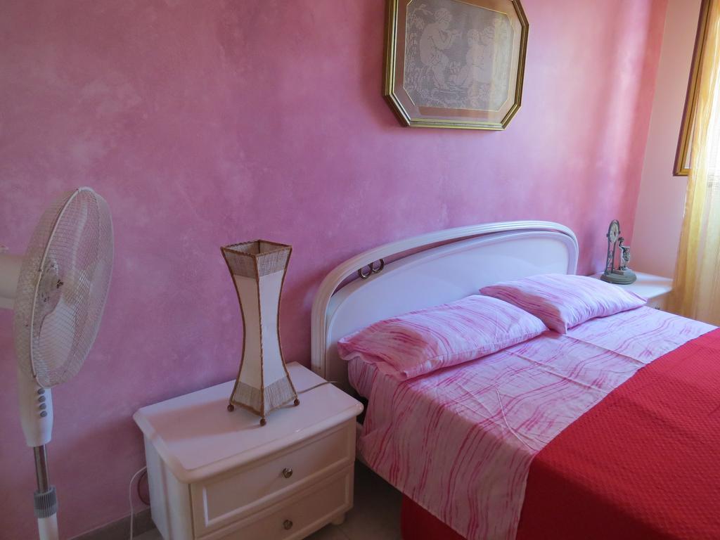 Appartamento Maria Giovanna Giardini-Naxos Zimmer foto